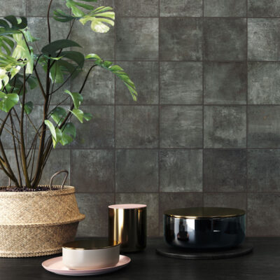 Amazonia-black13-400x400