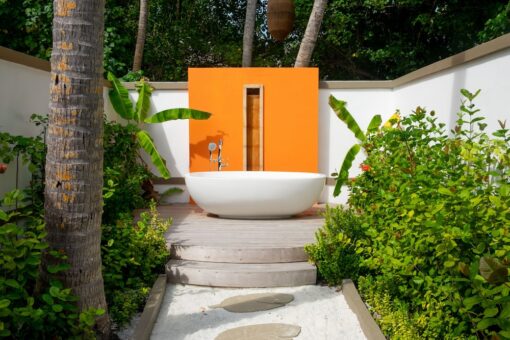 lusso freestanding stone bath | LB-LUB | 1877 x 1110 x 535 mm | white | livingstone baths