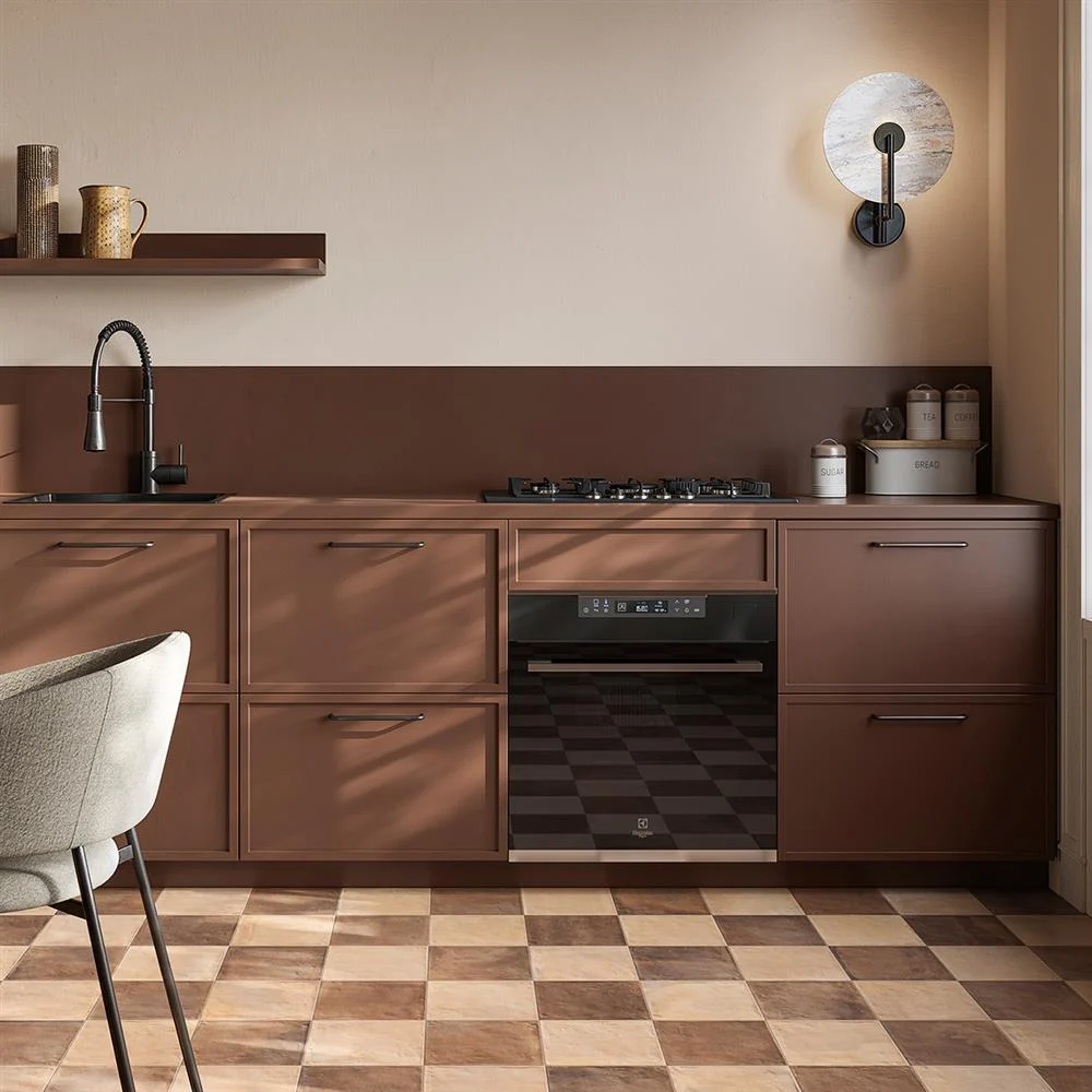 the psychology of symmetry: why certain tile layouts feel more relaxing | symmetrical tile layout