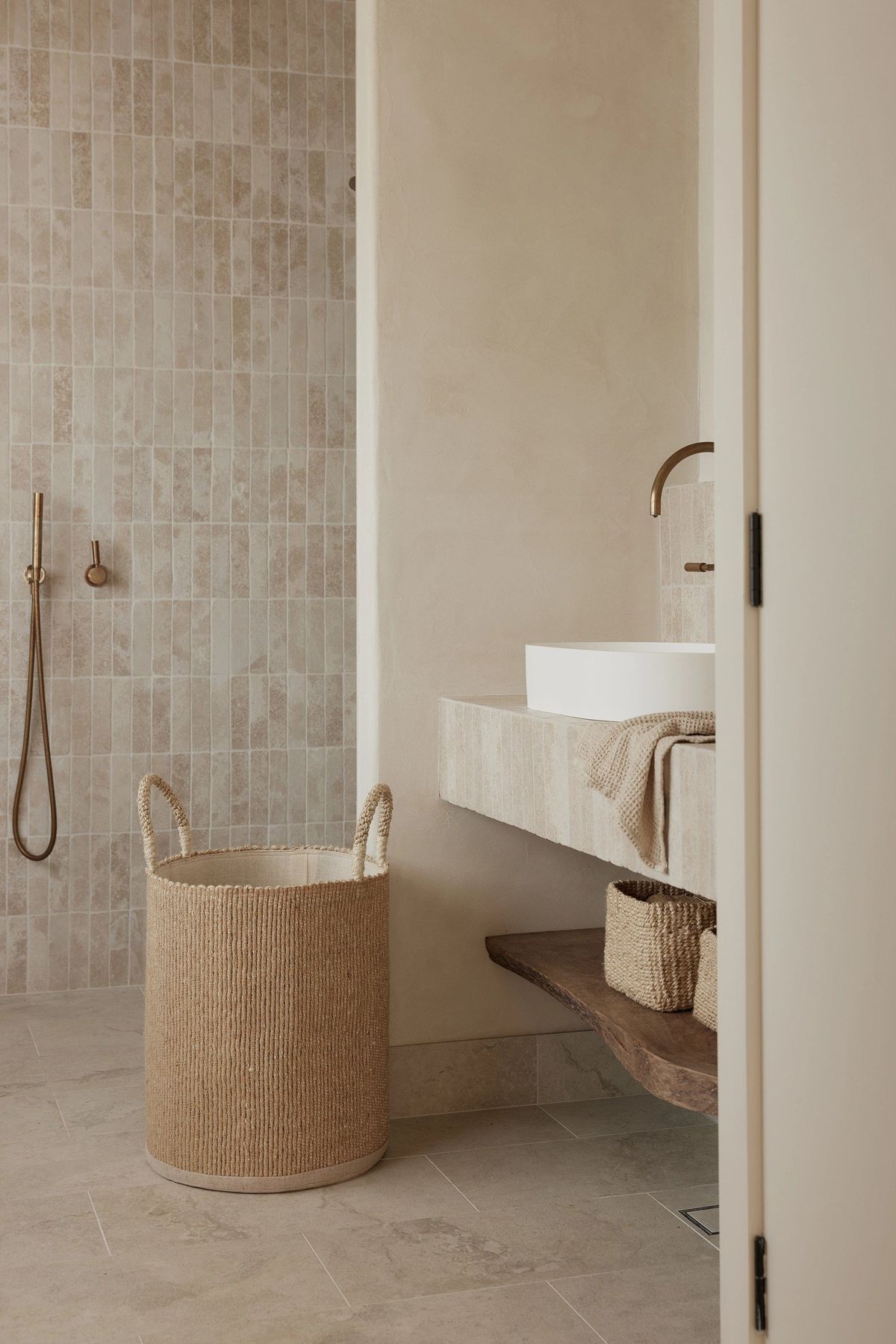 woven baskets | small bathroom summer renovation ideas