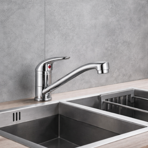 PSL30 Pura single lever kitchen mixer(lifestyle)